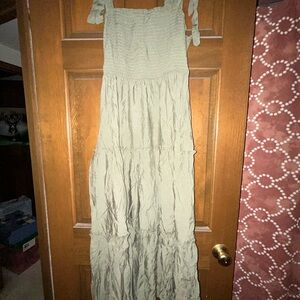 Elegant Green Maxi Dress